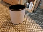 hilton_narita_dustbin.jpg